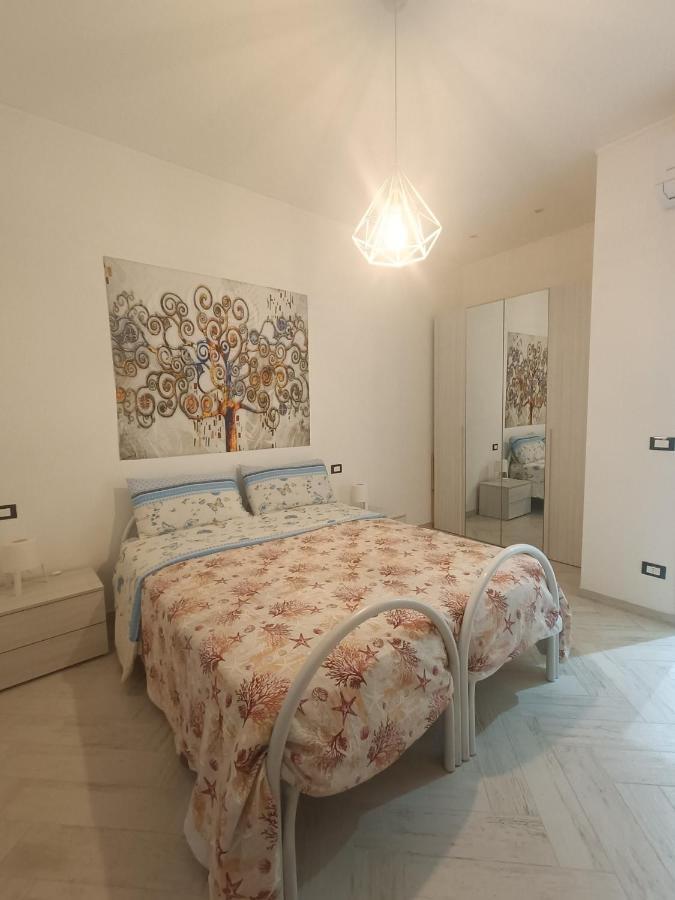 Casa Vacanze Via Nizza 57 Zinola-Wifi Savona Luaran gambar