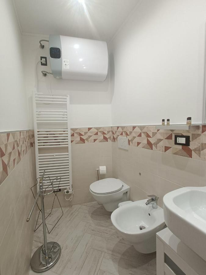 Casa Vacanze Via Nizza 57 Zinola-Wifi Savona Luaran gambar