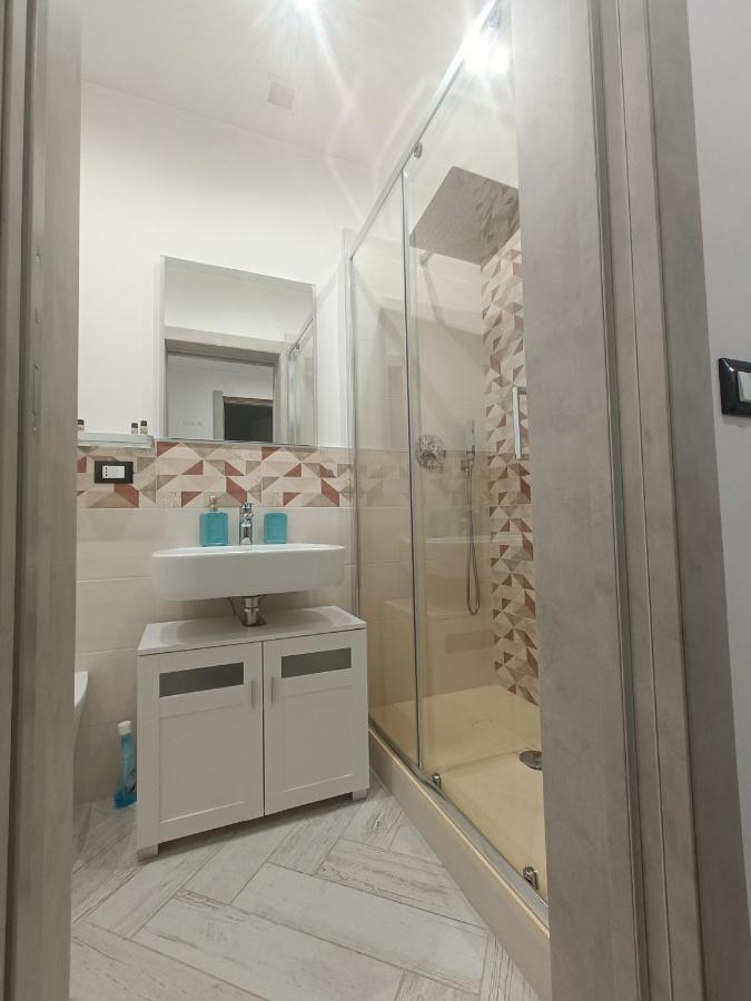 Casa Vacanze Via Nizza 57 Zinola-Wifi Savona Luaran gambar