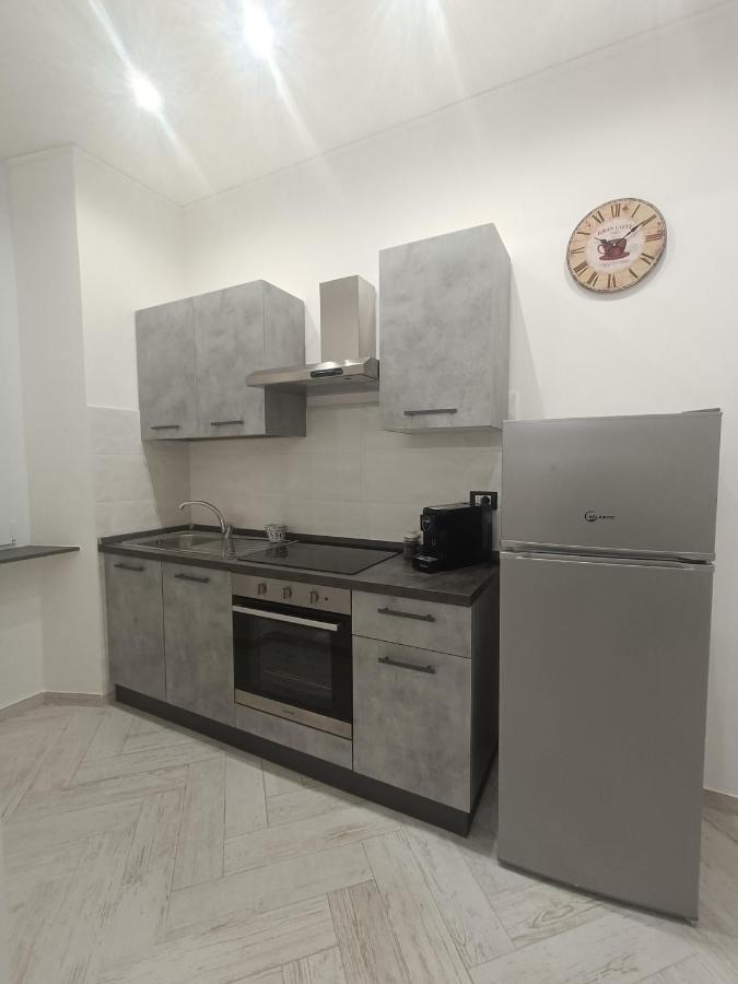 Casa Vacanze Via Nizza 57 Zinola-Wifi Savona Luaran gambar