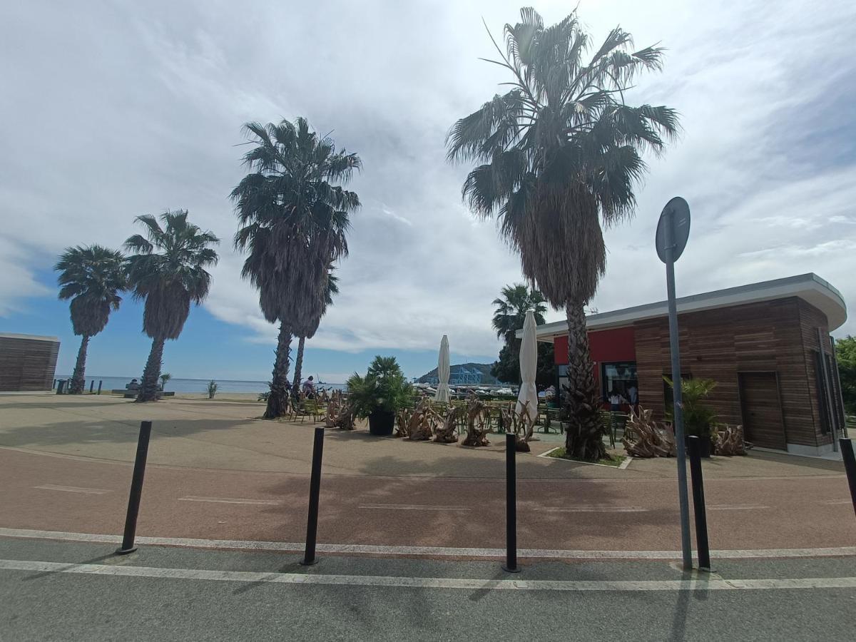 Casa Vacanze Via Nizza 57 Zinola-Wifi Savona Luaran gambar