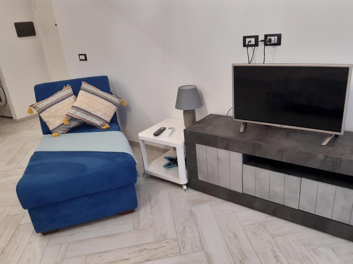 Casa Vacanze Via Nizza 57 Zinola-Wifi Savona Luaran gambar