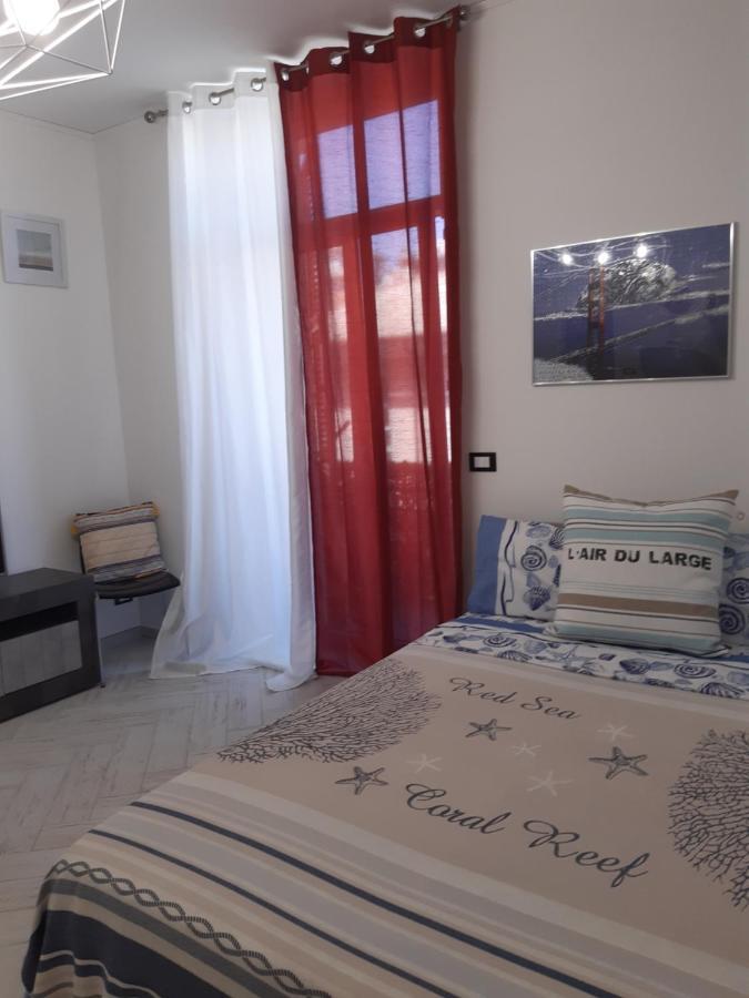 Casa Vacanze Via Nizza 57 Zinola-Wifi Savona Luaran gambar